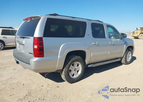 2013 Chevrolet Suburban 1500 Lt z USA, uszkodzony, nr VIN 1GNSKJE77DR144085